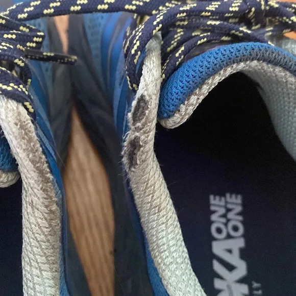 HOKA One One time to fly sz 9 blue cushion sole comfortable minor wear shown - Picture 5 of 6